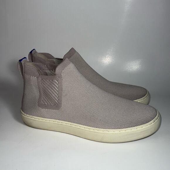Rothy’s the Chelsea boot in a light purple lilac color. Size 7. - Picture 1 of 10